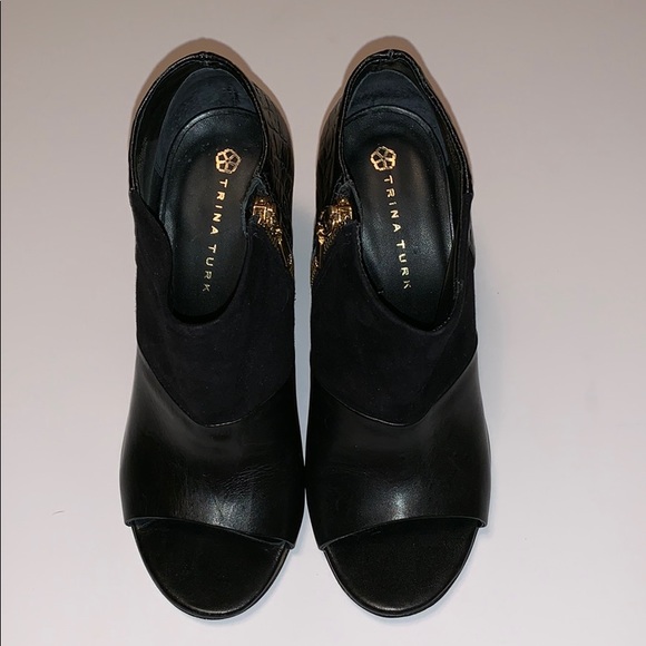 Trina Turk Los Gatos Open Toe Black Bootie - Picture 4 of 9